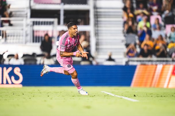 Inter Miami avanzó en la Leagues Cup: venció a Tigres 2-1 sin Messi y con dos penales de Suárez