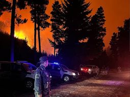 patagonia en llamas, sin luz ni agua: evacuacion masiva de pobladores y turistas patagonia en llamas, sin luz ni agua: evacuacion masiva de pobladores y turistas