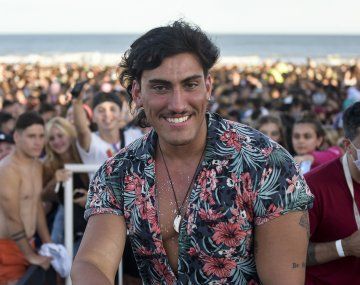 Holder se aleja de las redes por problemas de salud: el anuncio