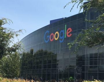 Monopolio ilegal: fiscales presentan demanda masiva contra Google en Estados Unidos