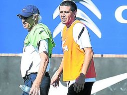 riquelme tiene gripe, no se entreno y esta en duda riquelme tiene gripe, no se entreno y esta en duda