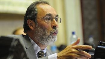 un fallo tendencioso que expresa opiniones muy discutibles un fallo tendencioso que expresa opiniones muy discutibles