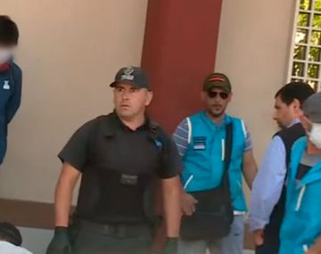 Restricciones hasta en albergues transitorios: siete detenidos en Once