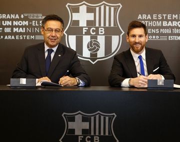 Messi firmó su renovación con el Barcelona