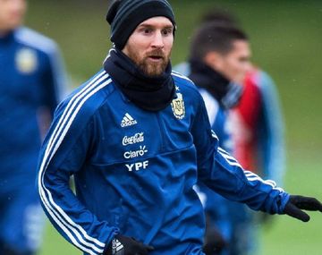 Messi entrenando en la gira de marzo previa al Mundial de Rusia 2018