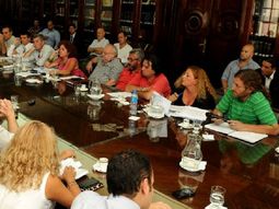 provincia acordo paritarias con mayor gremio de estatales provincia acordo paritarias con mayor gremio de estatales