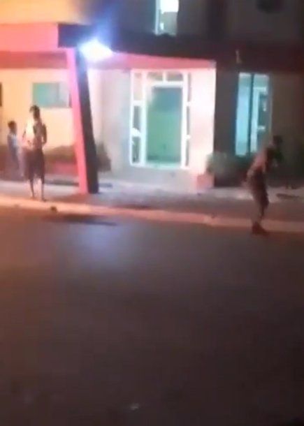 Manifestantes incendiaron una sede del Partido Comunista en Cuba