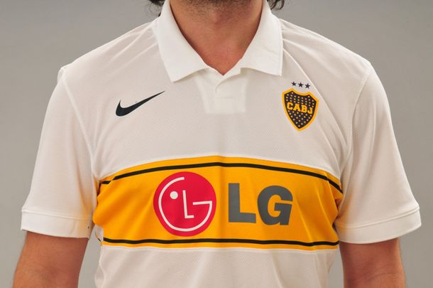 camiseta boca alternativa