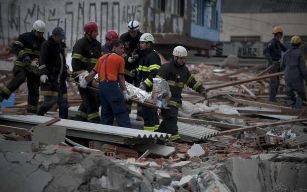 Tragedia en Brasil: al menos 7 muertos por un derrumbe
