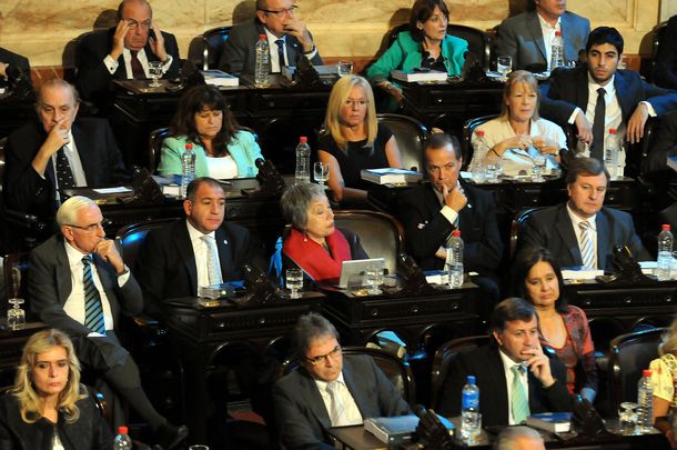 Opositores y oficialistas debatieron en Twitter mientras hablaba CFK