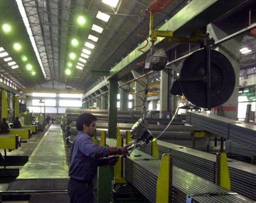 La producción industrial tuvo una suba de un 2 por ciento en mayo