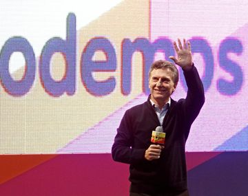 Macri: Un servidor público tiene que darle paso a otro
