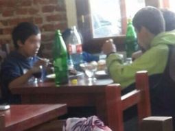 asado solidario: una parrilla invita a comer a chicos de la calle asado solidario: una parrilla invita a comer a chicos de la calle