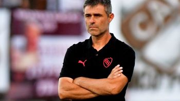 Abatido, Vaccari agradeció al plantel y reconoció sentir una tristeza bárbara