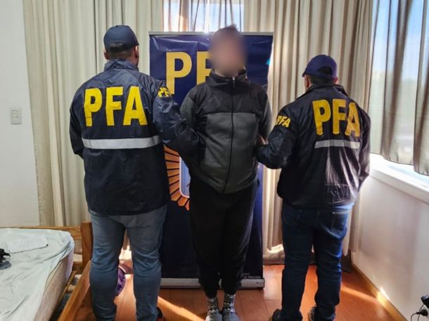 Por las amenazas identificaron a un joven de 24 años Por las amenazas identificaron a un joven de 24 años
