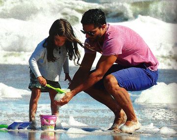 Las vacaciones de Joaquín Furriel con su hija