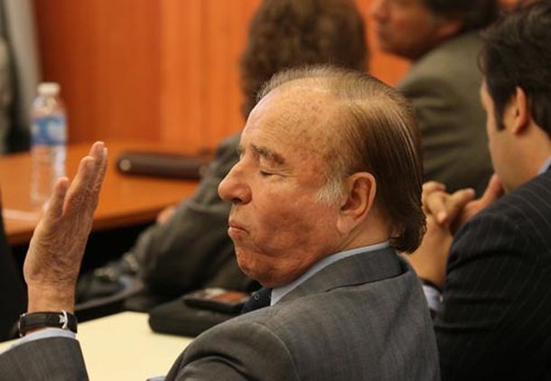 Definen si continúa o no el juicio contra Carlos Menem