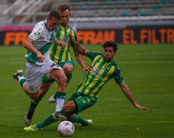 De otro campeonato: el golazo de chilena con el que Banfield le empató a Aldosivi