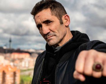 Detuvieron a un ex campeón de boxeo por golpear a su pareja