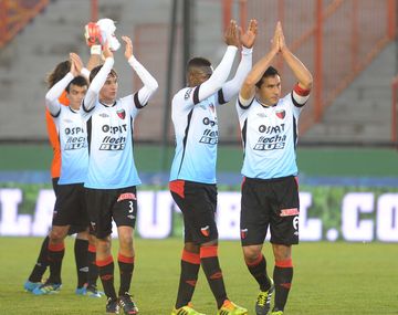 Colón sorprendió a Lanús y lo eliminó de la Copa Argentina