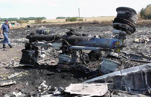 Ucrania ordenó el alto el fuego en la zona donde cayó el avión de Malaysia Airlines