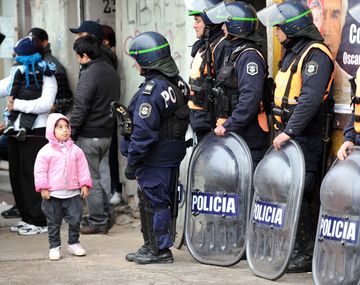 Extienden la suba salarial a administrativos de la Bonaerense