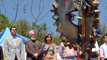 monumento en memoria a las turistas francesas asesinadas en salta monumento en memoria a las turistas francesas asesinadas en salta