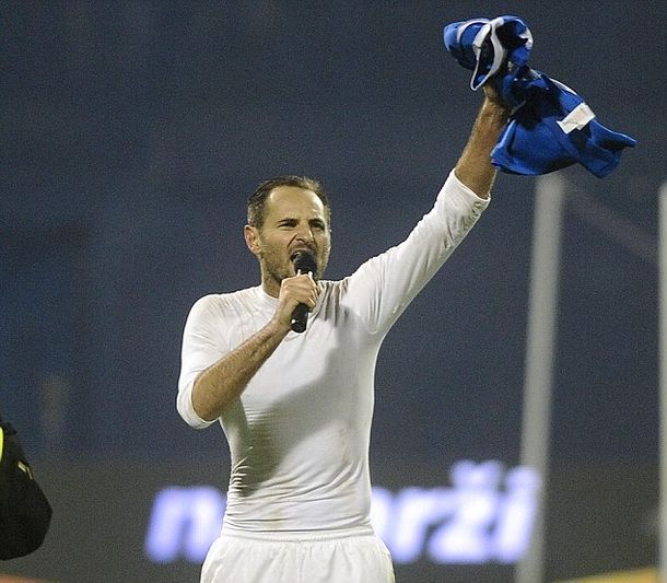 Un defensor croata no jugará el Mundial por sus gritos racistas