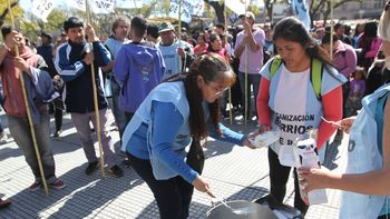 con ollas populares y acampe, barrios de pie reclamo por el creciente desempleo con ollas populares y acampe, barrios de pie reclamo por el creciente desempleo