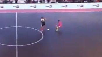 la ultima genialidad de ronaldinho: cano ¡sin tocar la pelota! y golazo la ultima genialidad de ronaldinho: cano ¡sin tocar la pelota! y golazo