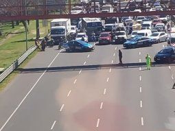 caos en la general paz por un impresionante choque en cadena