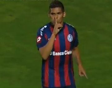 ¿San Lorenzo castigó a Jara por sus gestos a la tribuna?