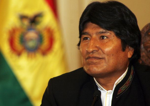 Aprueban nueva reforma de la Constitución para la re-reelección de Evo Morales