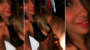 Cinthia Fernández, hot. Cinthia Fernández, hot.