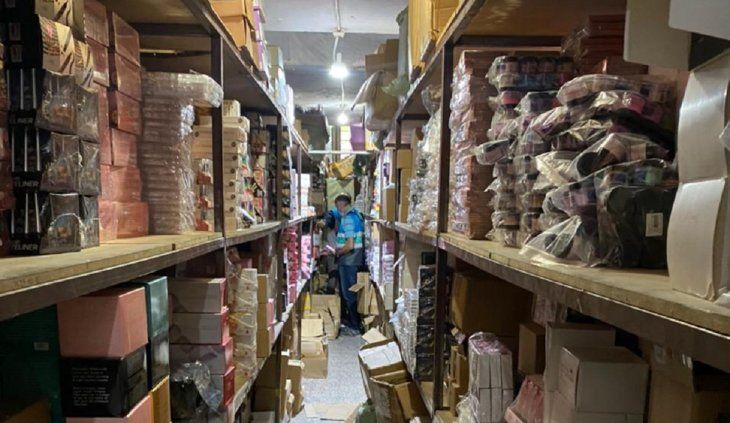Ley de Marcas: clausuraron perfumerías y decomisaron productos y accesorios ilegales