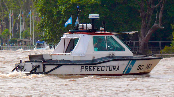 Ascienden a tres los muertos por el naufragio en el Paraná