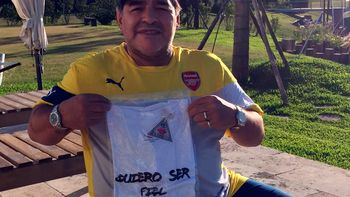 quiero ser fiel, la frase favorita de diego maradona de la marca de ropa de gianinna quiero ser fiel, la frase favorita de diego maradona de la marca de ropa de gianinna