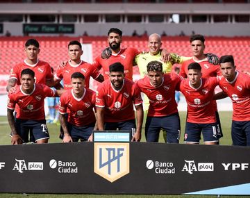 Independiente enfrenta a Villa Mitre por la Copa Argentina