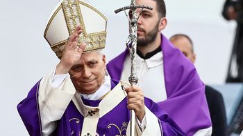 el papa leon xiv dio una misa multitudinaria en el libano con un tajante mensaje el papa leon xiv dio una misa multitudinaria en el libano con un tajante mensaje