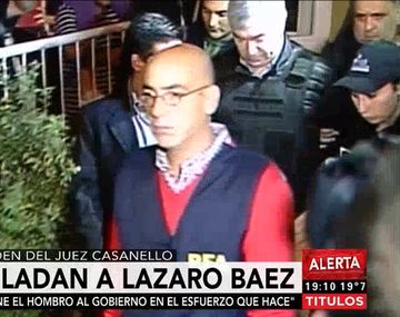Así llegaba Báez a la comisaría de Palermo después de ser detenido