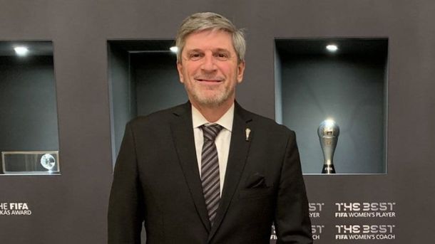 El presidente de Nacional metió pica: Ojalá los zagueros se coman a Cavani