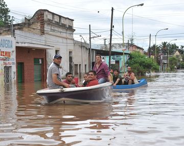 Dónde y qué donar para los afectados por las inundaciones