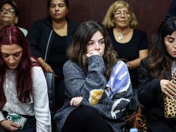 dalma maradona le respondio a jana: lo unico importante es que mi papa tenga justicia