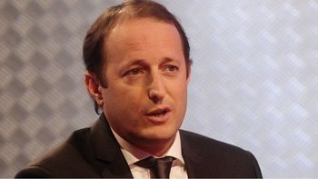 insaurralde deja su banca en diputados insaurralde deja su banca en diputados