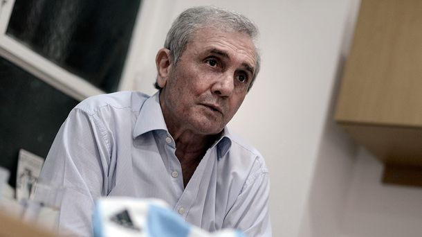 Roberto Perfumo, con pronóstico reservado: se cayó de una escalera y está grave