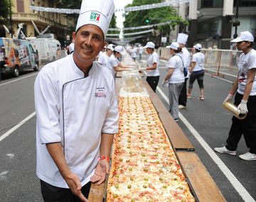 La pizza más larga de Buenos Aires 