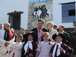 karina rabolini junto a juan manuel urtubey en salta karina rabolini junto a juan manuel urtubey en salta