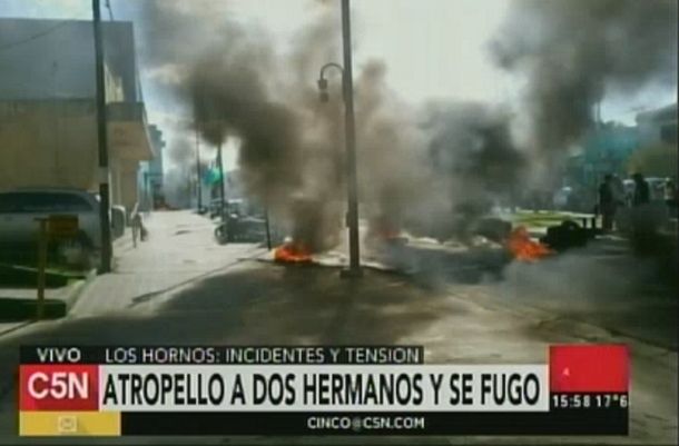 Los Hornos: un conductor atropelló a dos hermanos, mató a uno y escapó