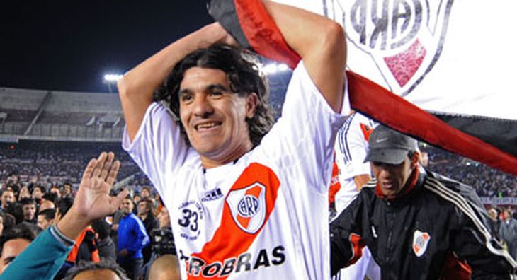 Ortega sueña con rebautizar una tribuna del Monumental