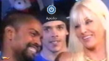 El día que “Tito” bailó breakdance en el programa de Susana Giménez. El día que “Tito” bailó breakdance en el programa de Susana Giménez.